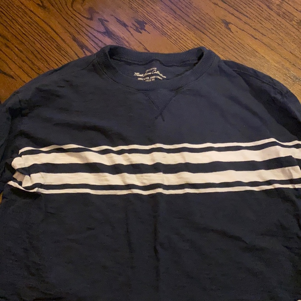 long sleeve t-shirt